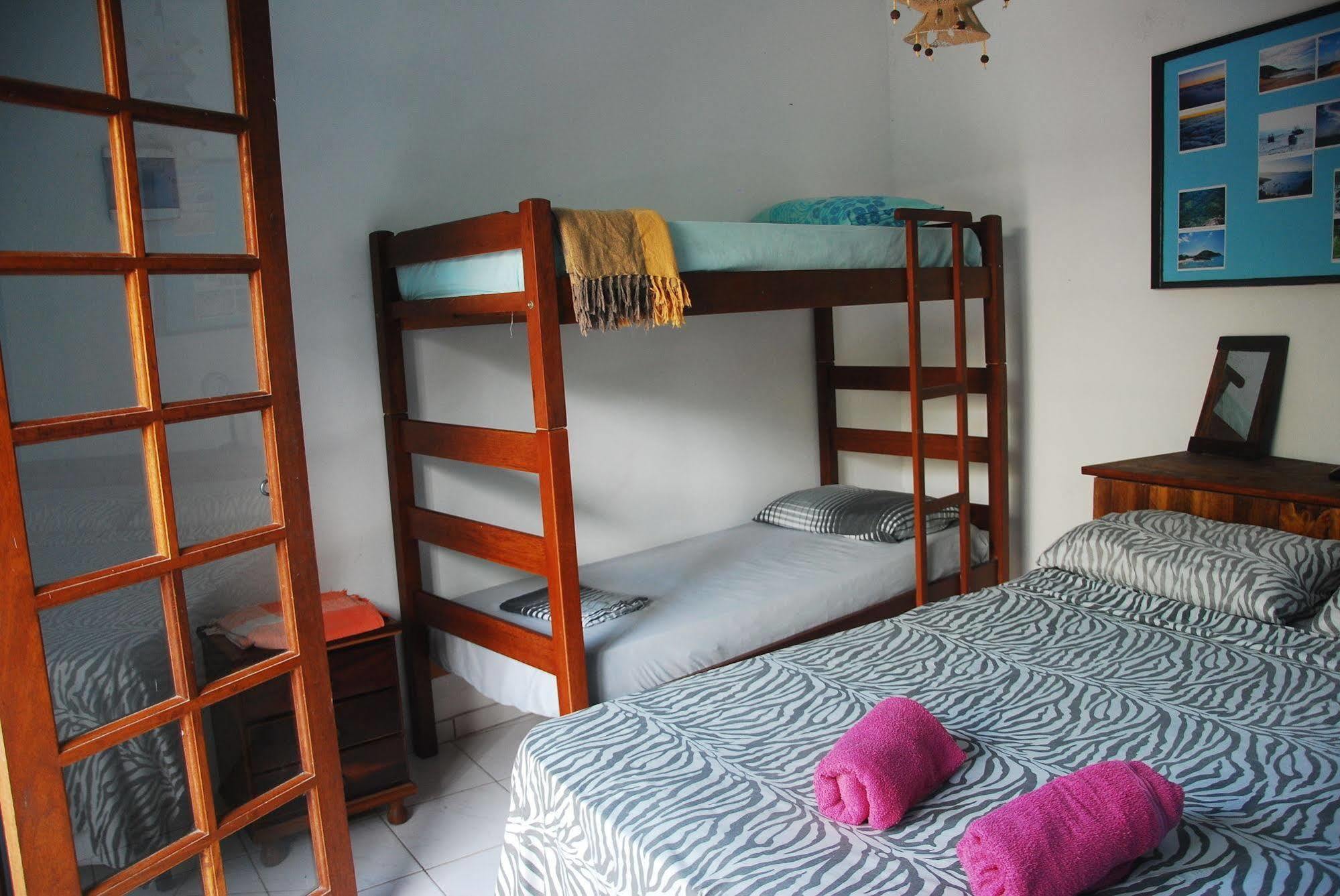 Samblumba Hostel Trindade Триндаді Екстер'єр фото