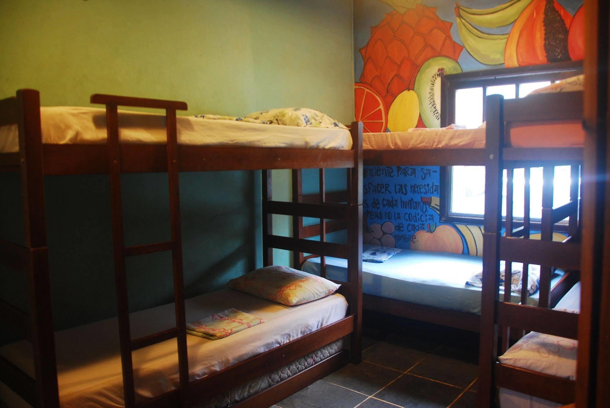 Samblumba Hostel Trindade Екстер'єр фото
